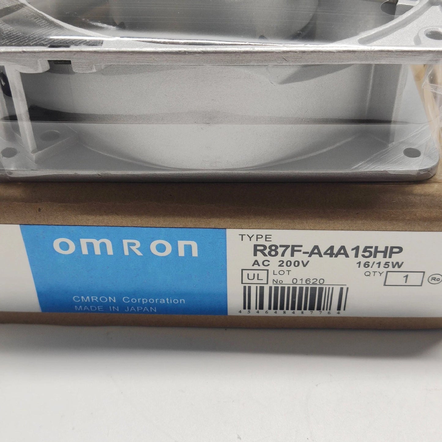 1pcs  R87F-A4A15HP    FAN