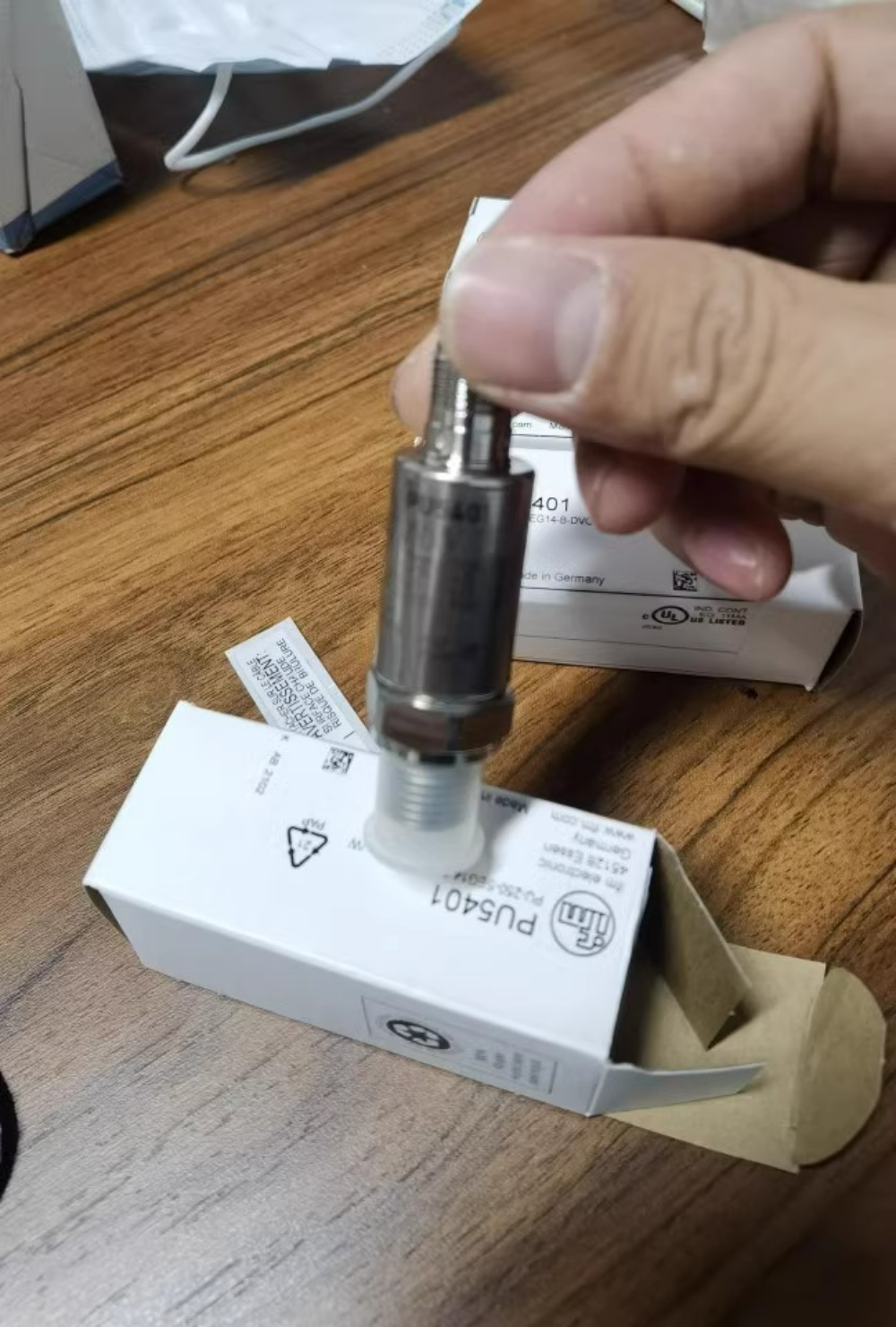 1pcs    IFM PU5401 Pressure Sensor