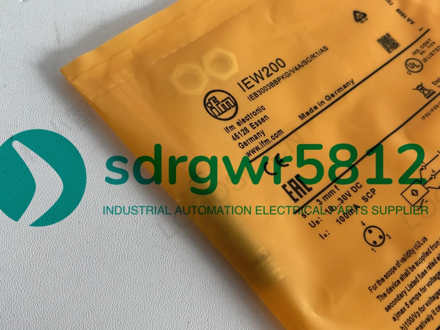 1PCS  FOR IEW200 proximity switch sensor #P