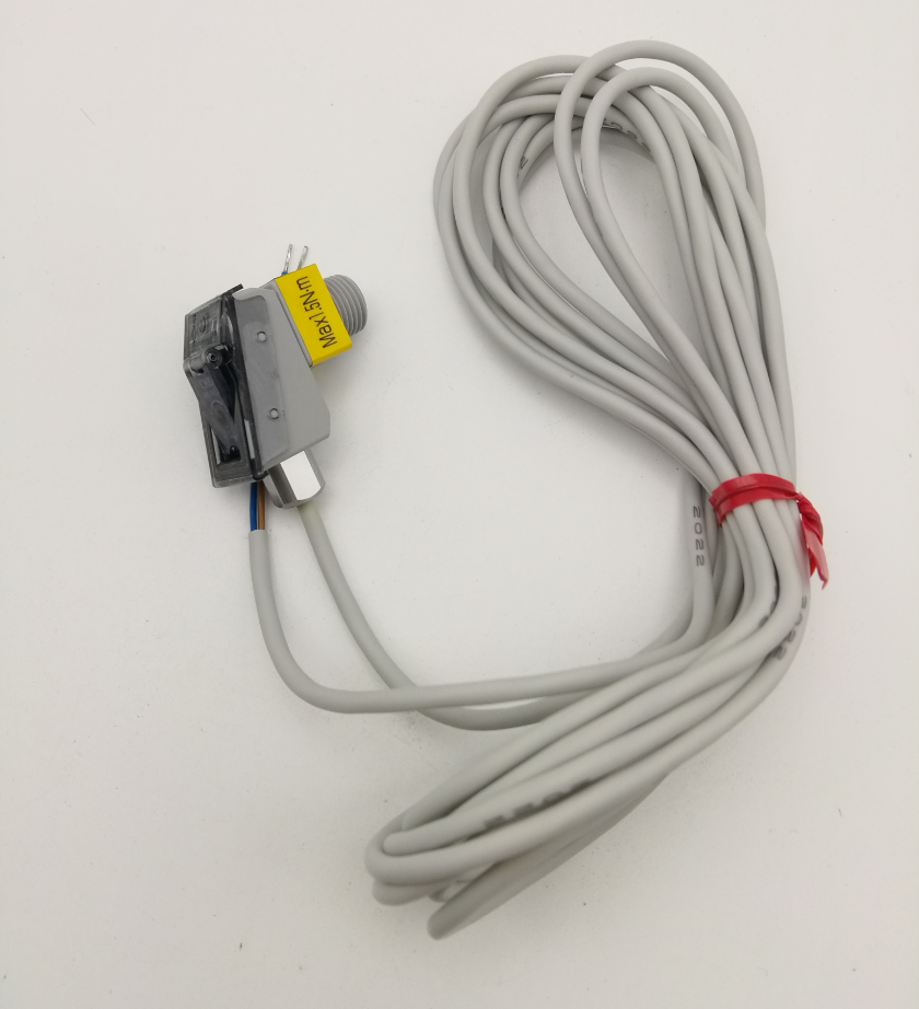 1PC  CKD Pressure switch PPE-P10-6 Fast delivery