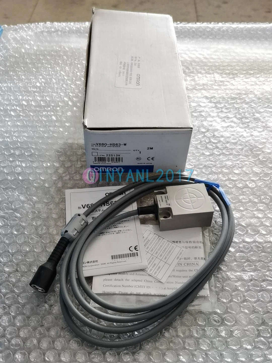 1PC  Omron V680-HS63-W 2M SYSTEM ANTENNA #P