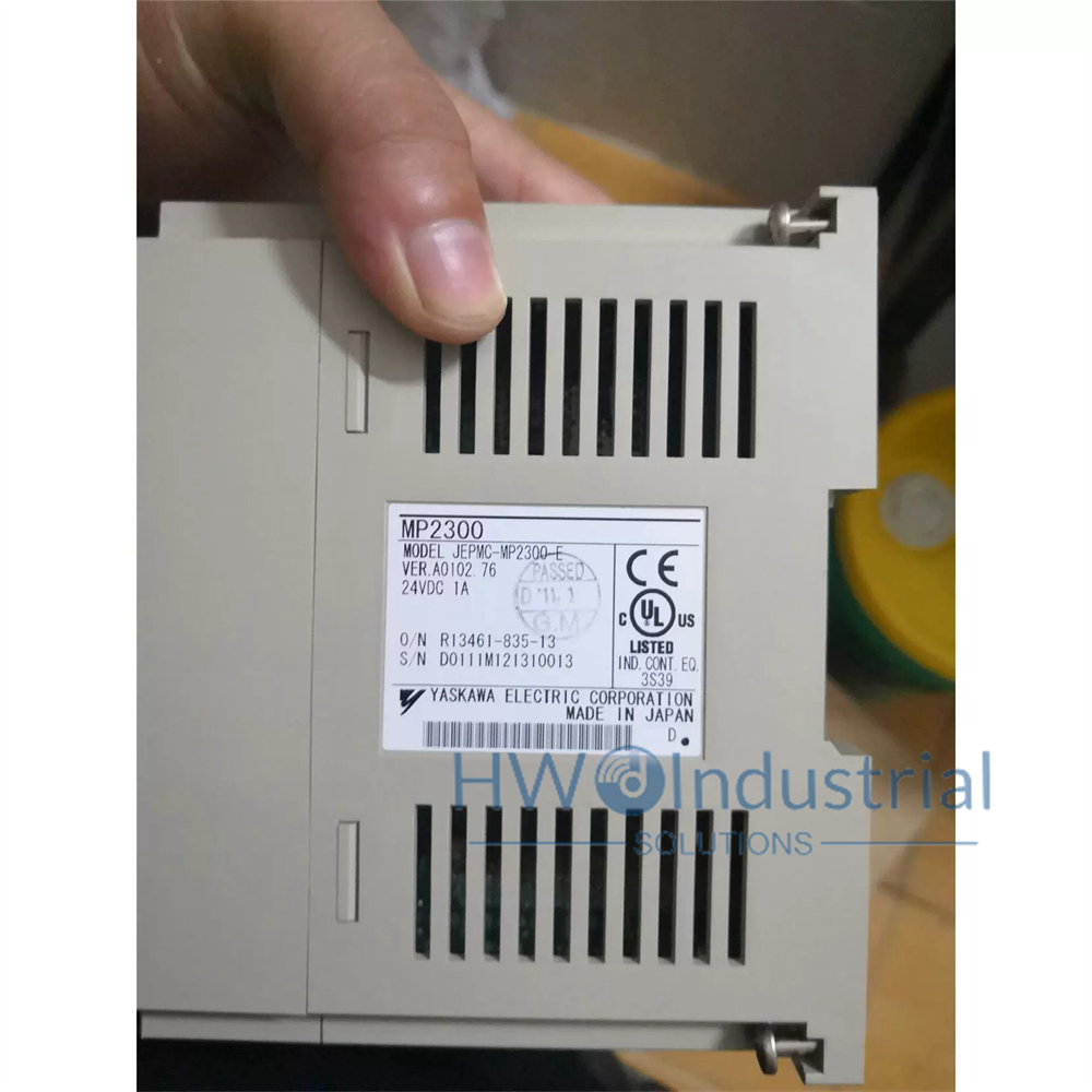 1/Piece YASKAWA JEPMC-MP2300S-E Controller Module