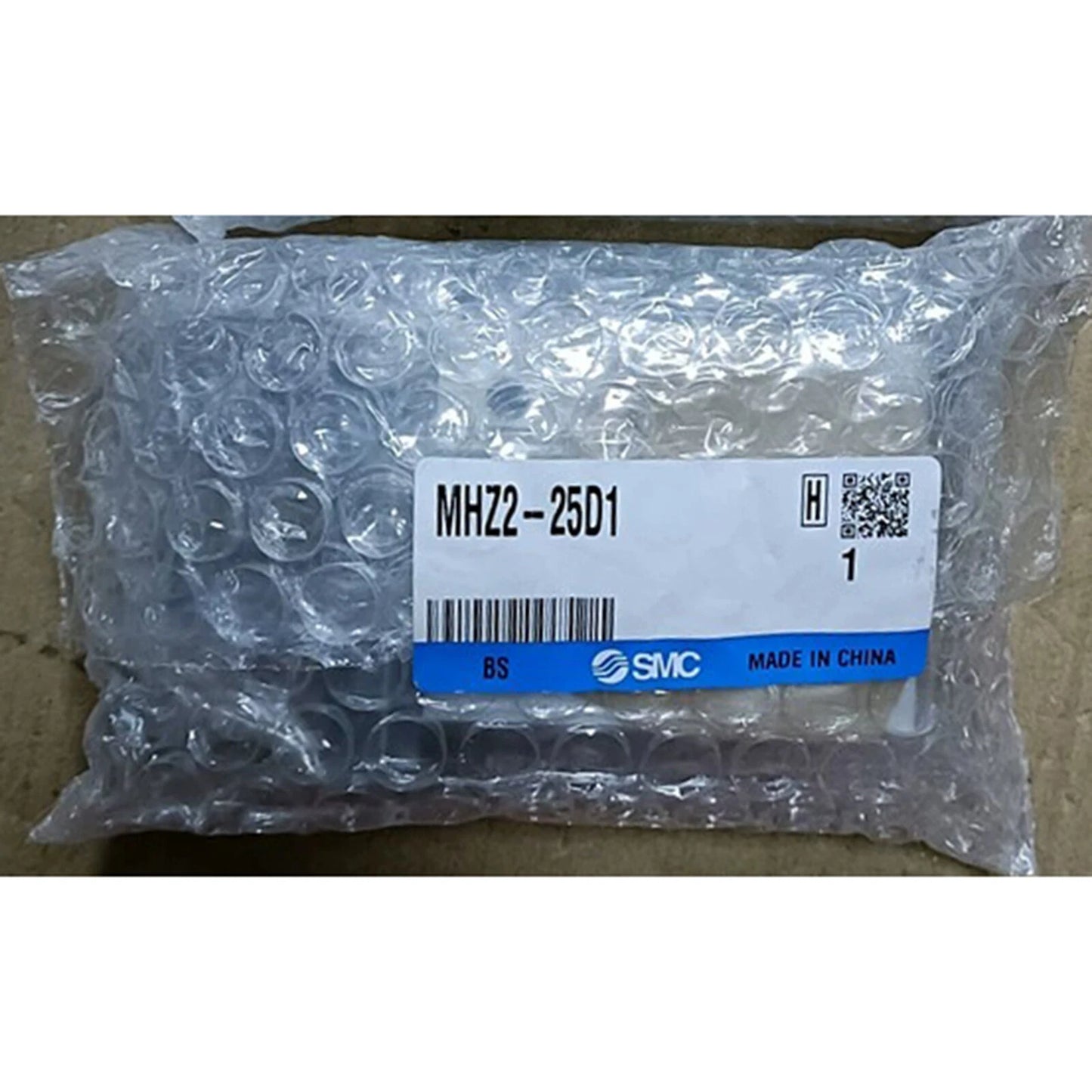 1pc  SMC MHZ2-25D1 Pneumatic finger cylinder Quality assurance #P