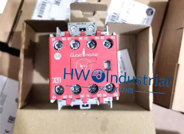 1PC Contactor Type Safety Relay 700S-CF620EJC