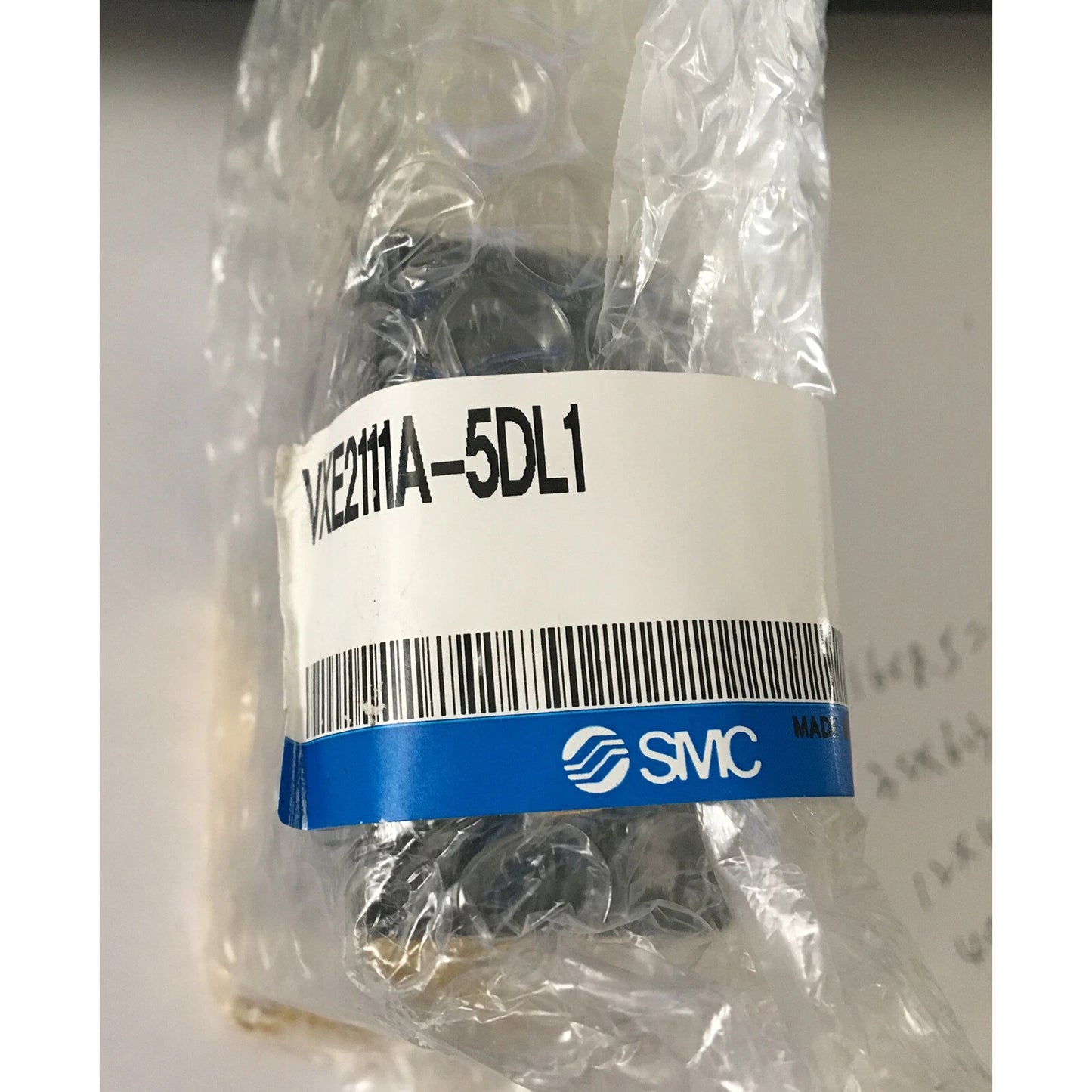 1pcs  SMC VXE2111A-5DL1 two-way solenoid valve Quality assurance #P