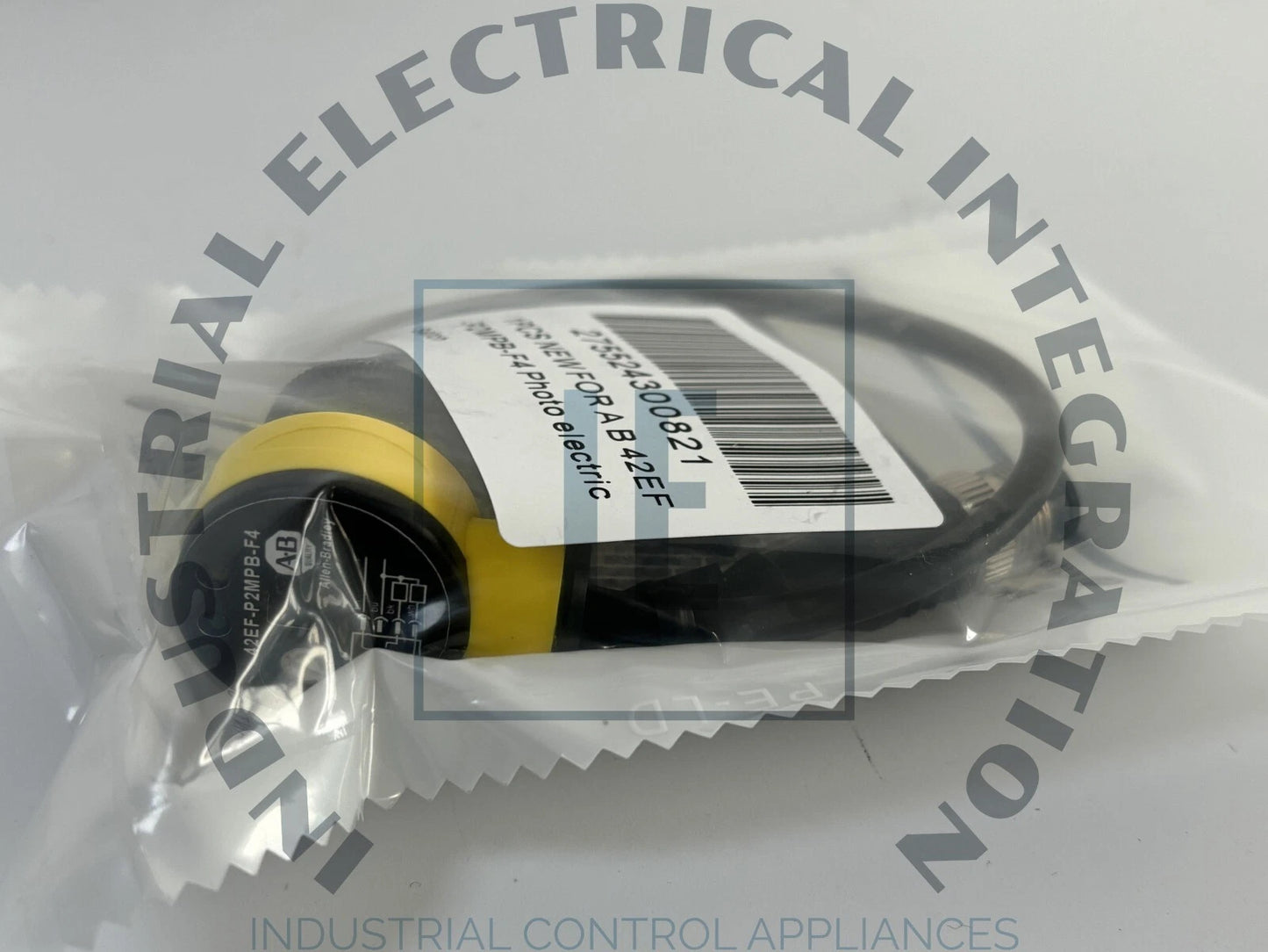 1PCS  For Allen Bradley 42EF-P2MPB-F4 Photoelectric switch  Fast delivery #P