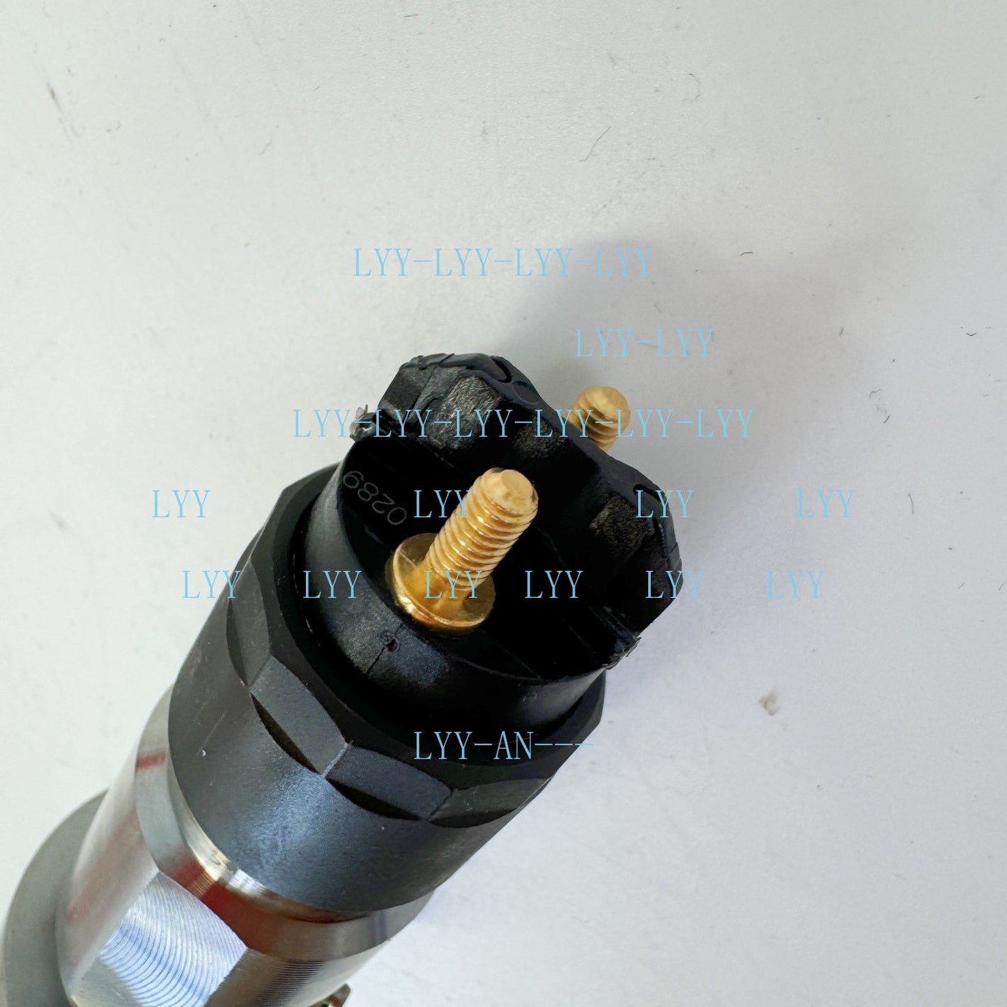 Fuel Injector For Bosch 0445120289 Cummins ISBe ISDe QSB6.7L 5268408 4946586