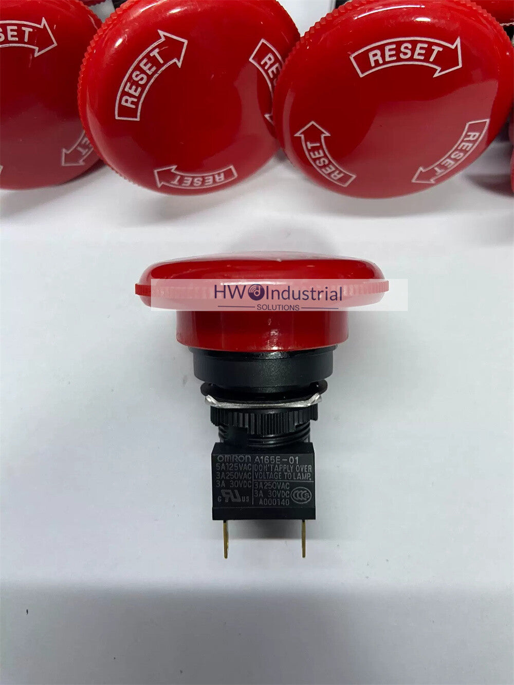 1/Piece  OMRON Emergency Stop Switch A165E-M-01 Normally Closed 1 Contact