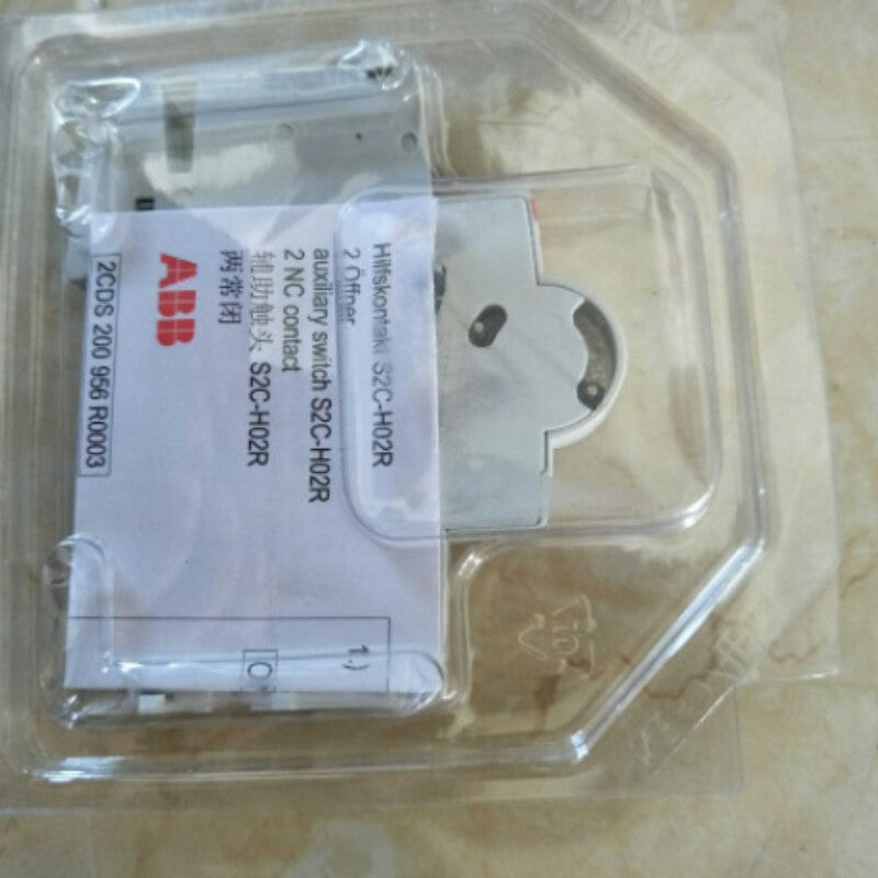 1PCS  ABB S2C-H02R 2CDS200956R0003 Auxiliary Contact 2NC