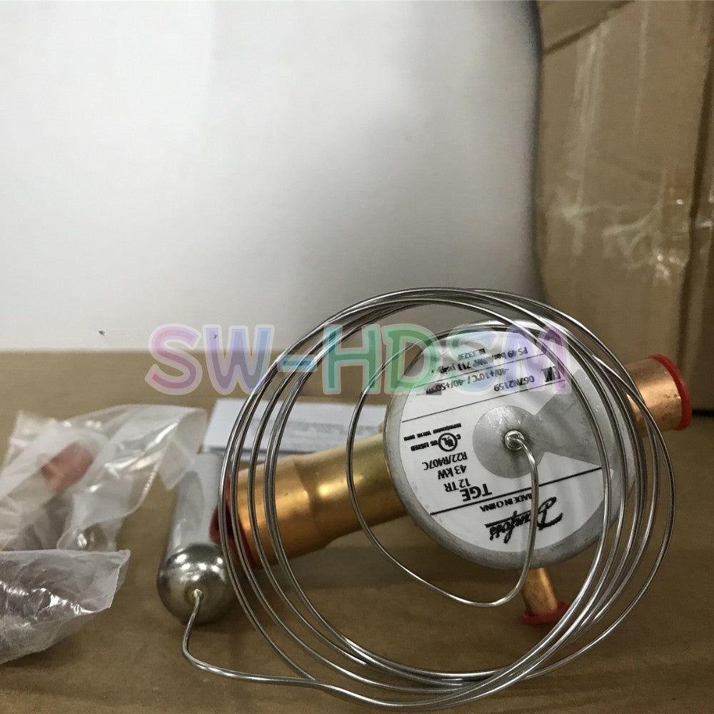 1PCS   DANFOSS Expansion Valve 067N2159 Freight Free