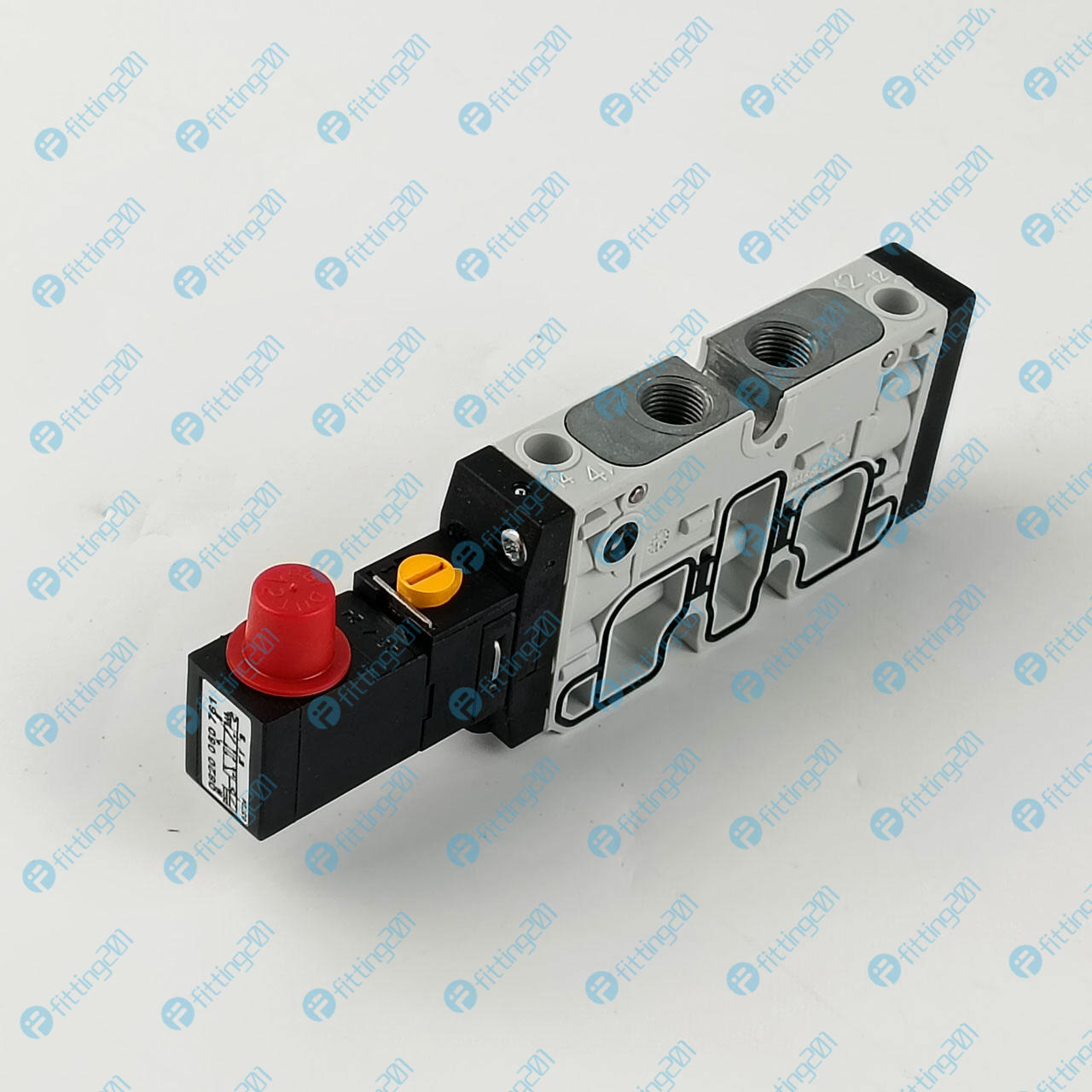 1PC  AVENTICS solenoid valve 0820060761 Fast delivery