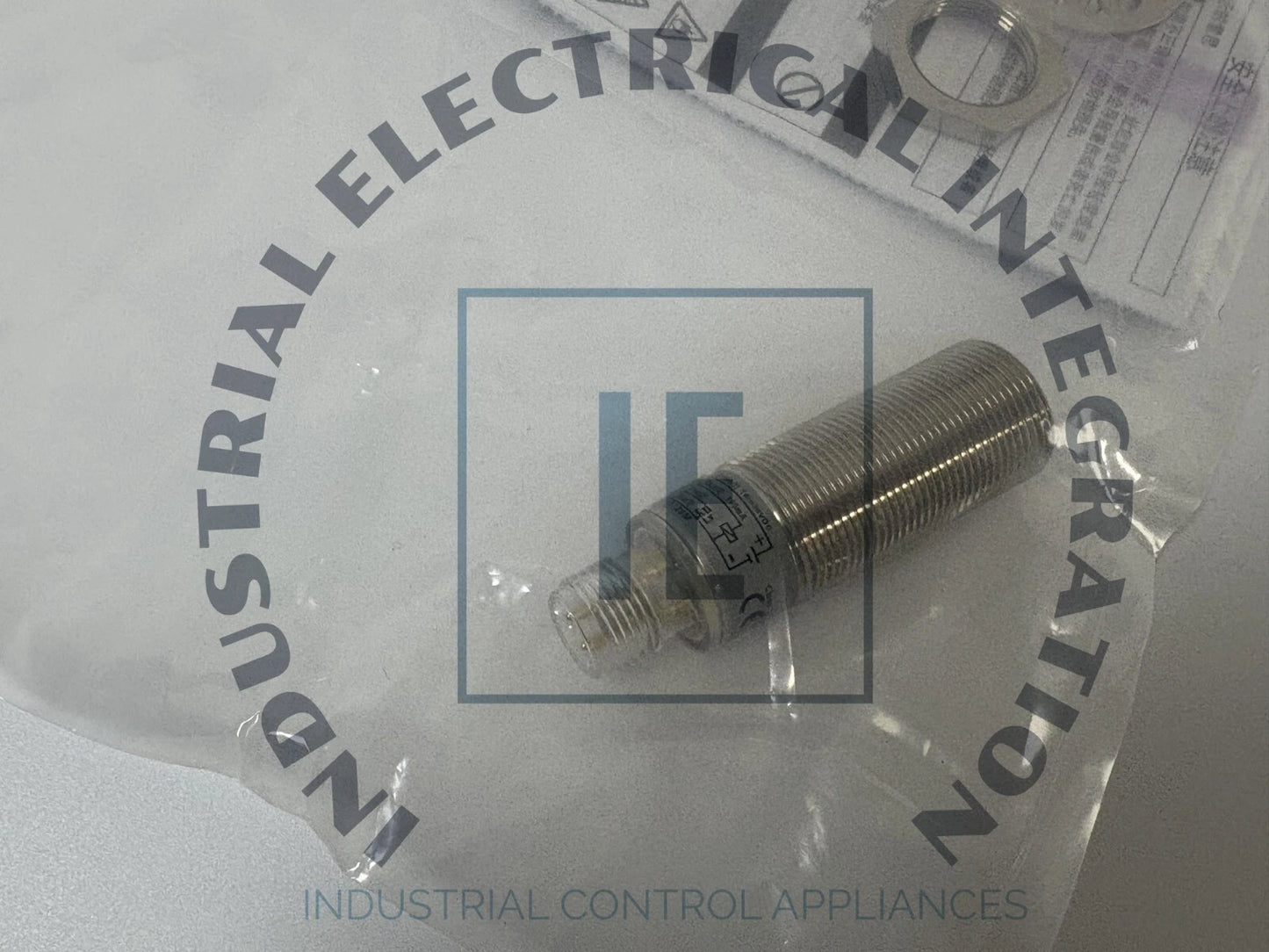 1PCS OMRON E3FB-DP23 Photoelectric Switch E3FBDP23 Free Shipping# #P