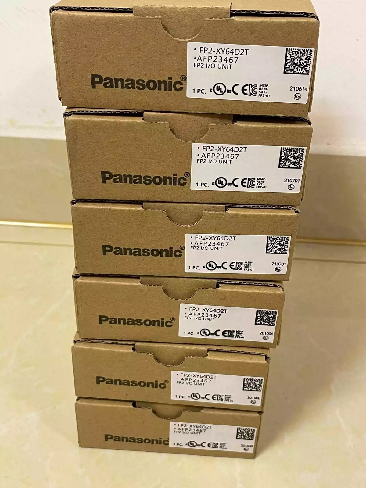 1pcs Panasonic FP2-XY64D2T AFP23467 FP2 I/O UNIT