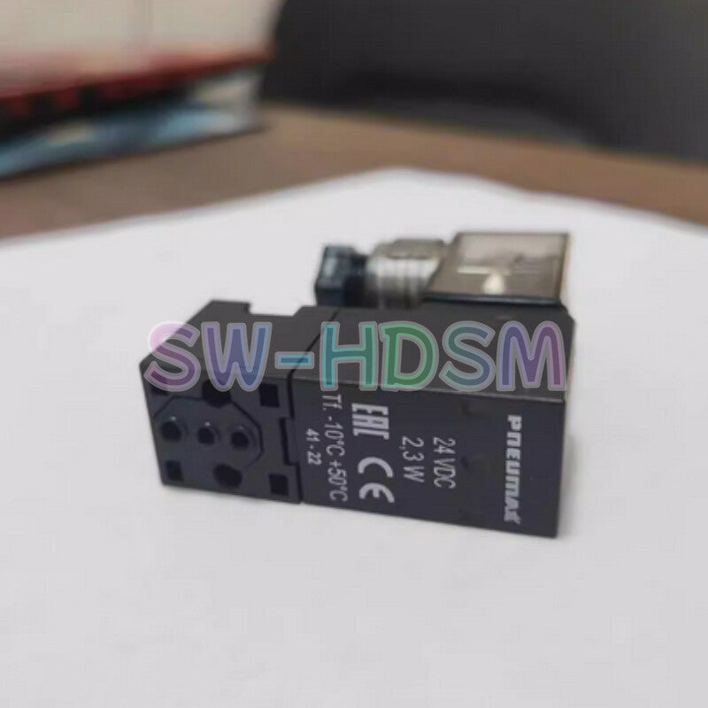 1PCS  PNEUMAX solenoid valve N331.0A freight free