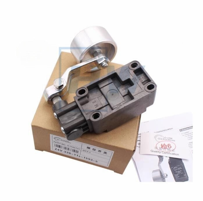 1pc  Roller Type Limit Switch Z4V10H336-11Z-1593-4