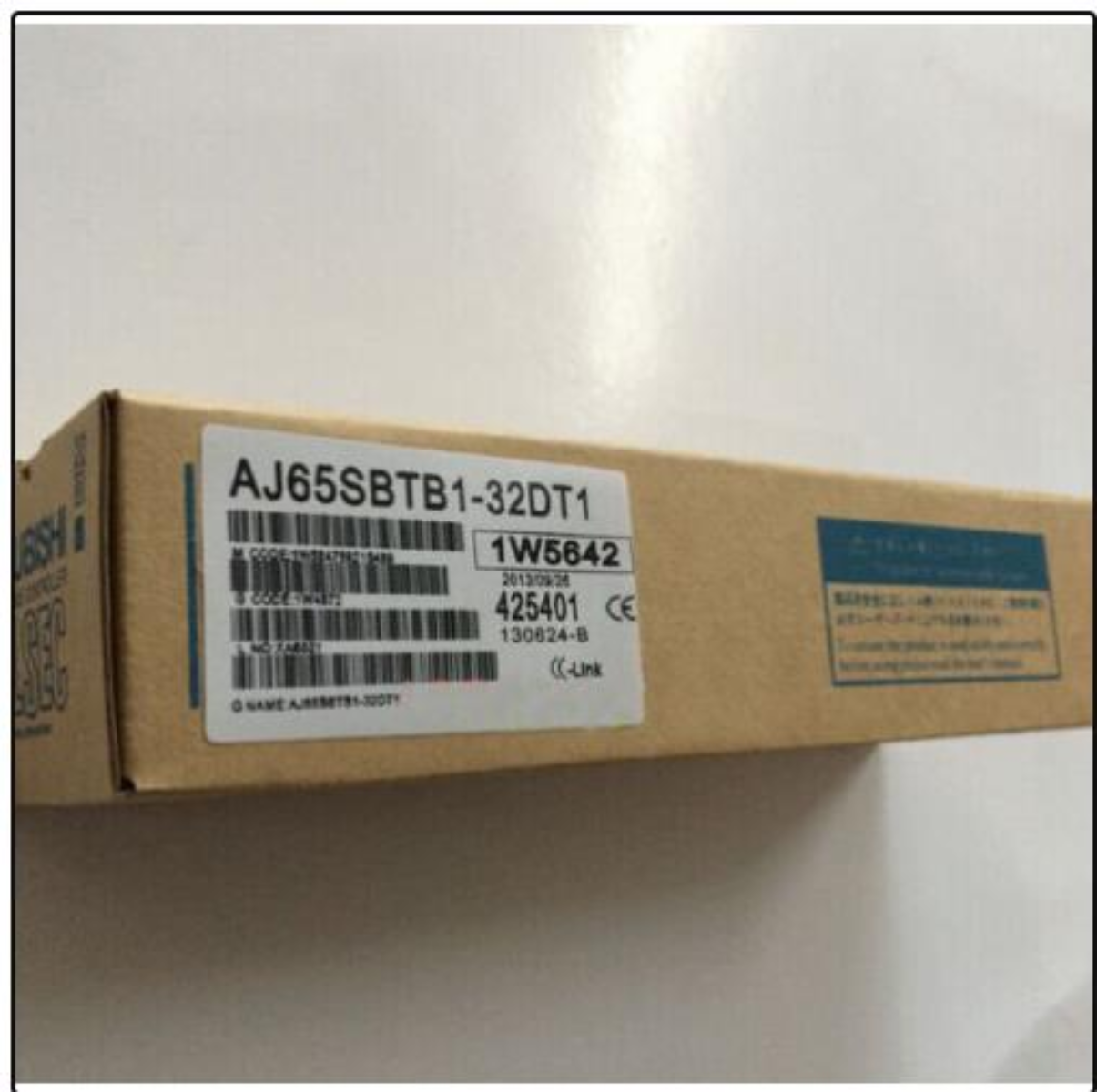 1pcs Mitsubishi Output Module AJ65SBTB1-32DT1