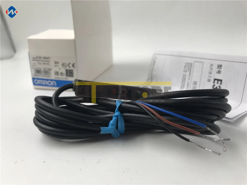 1PCS  OMRON E3X-NA41 Sensor&Proximity Switch #P