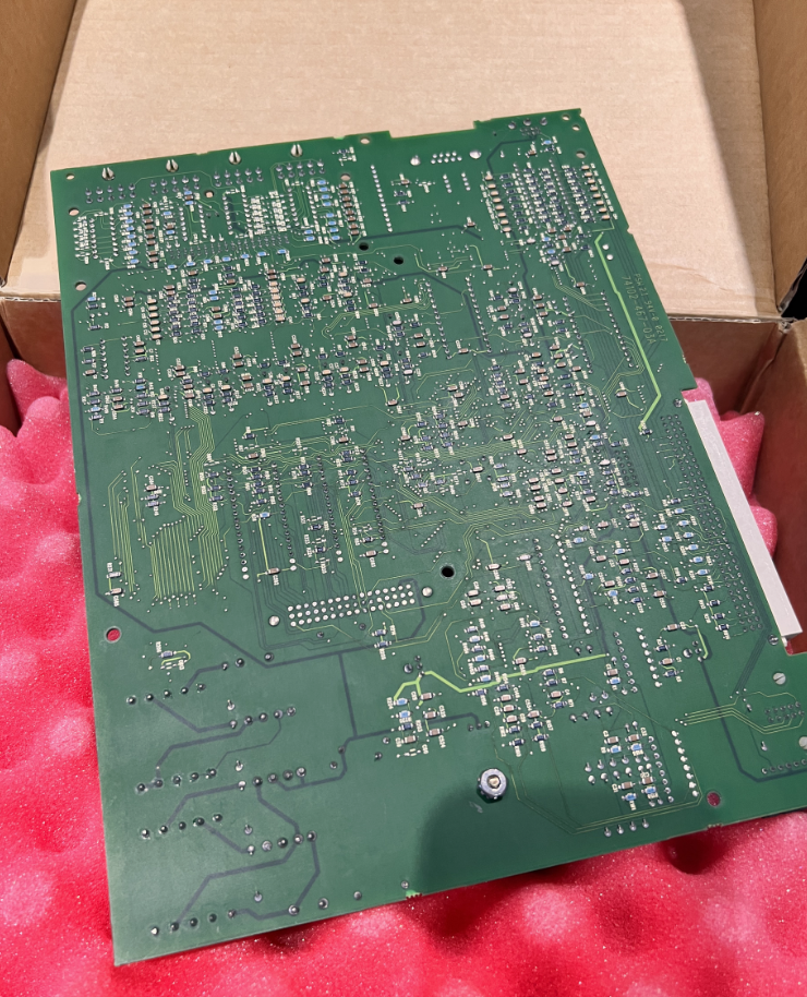 1PCS  Allen-Bradley driver board 74102-468-56 Fast delivery