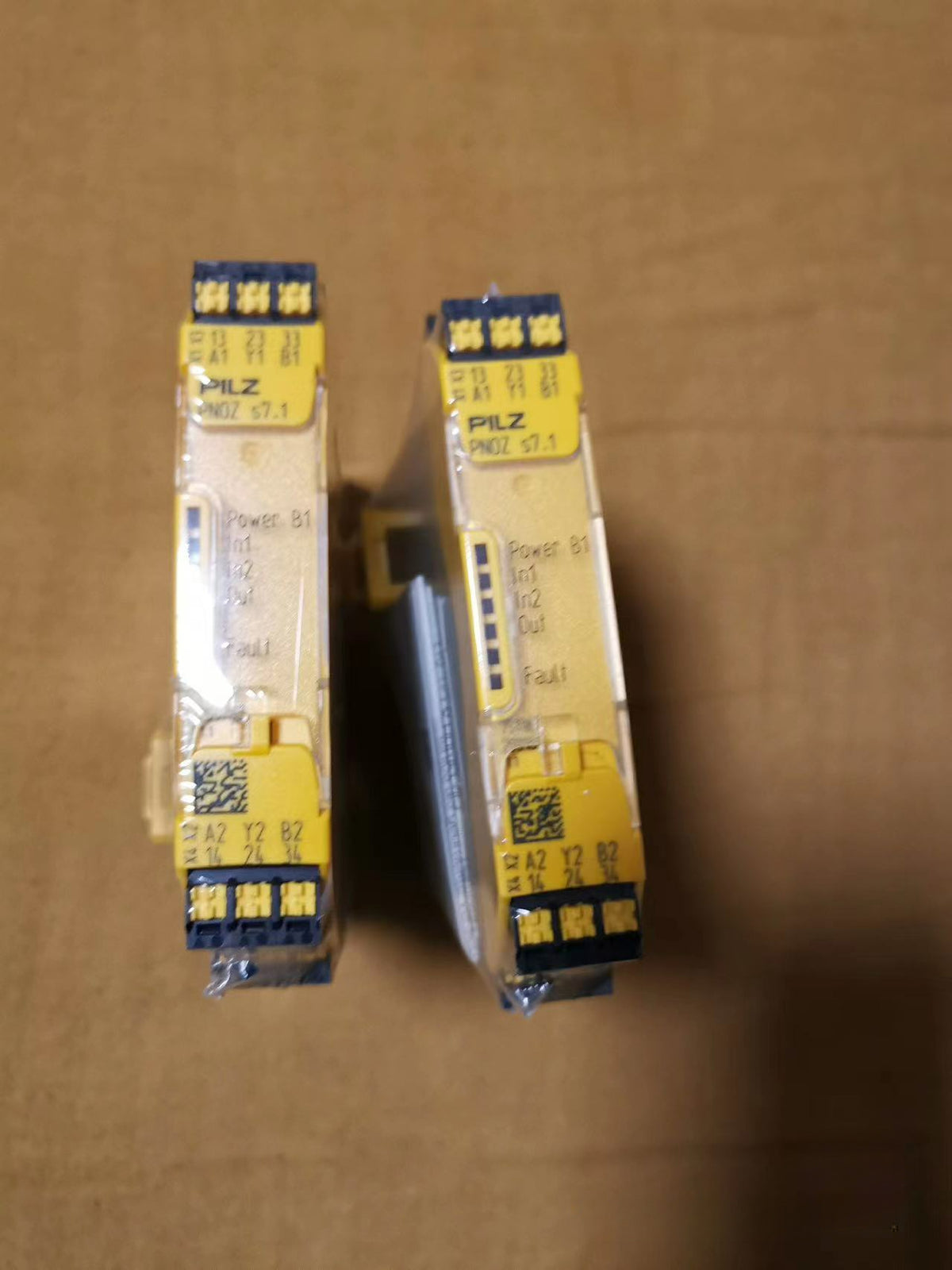 1pcs Pilz PNOZ S7.1 751167 safety relay