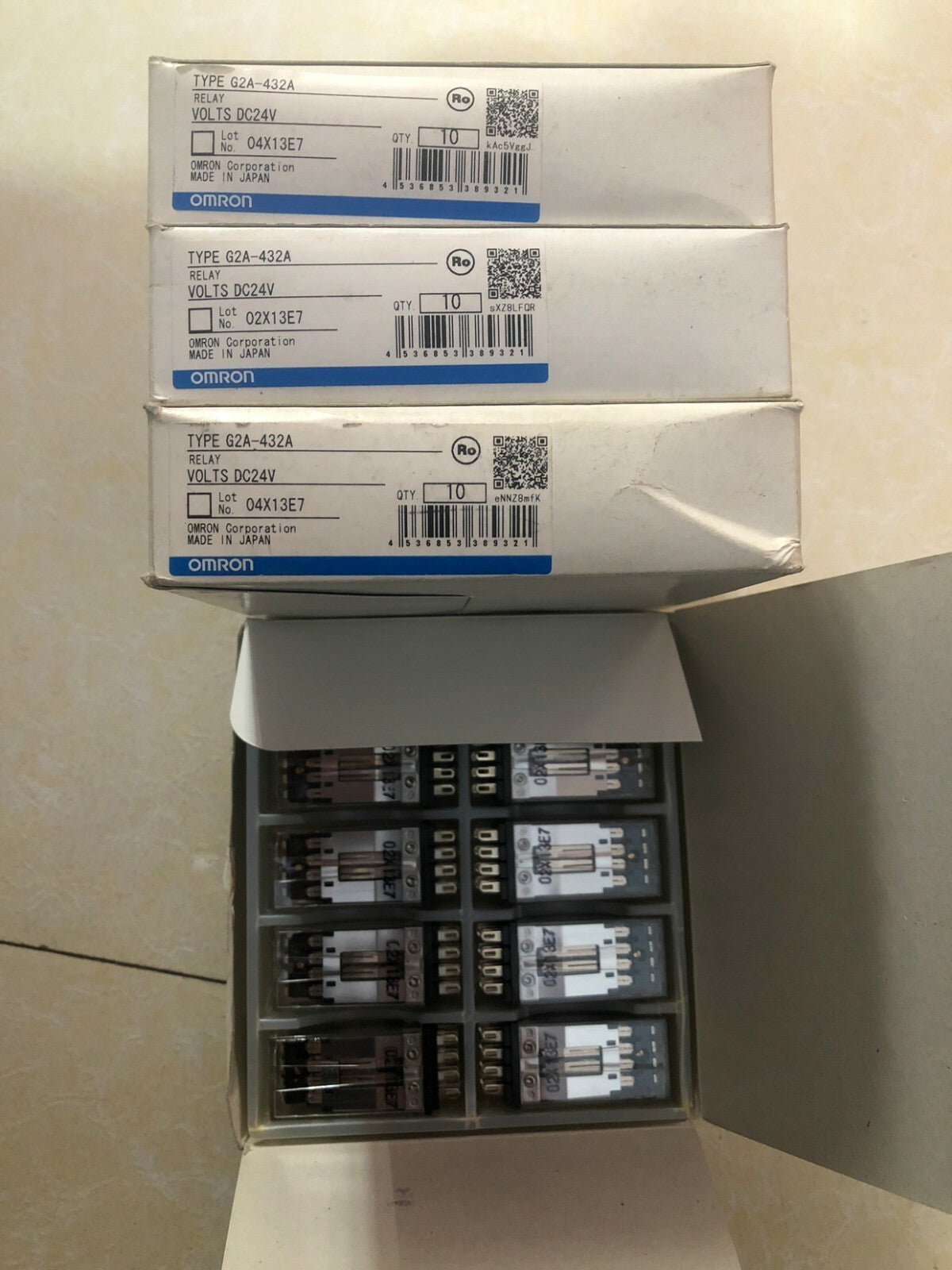 1PC  Omron G2A-432A 24VDC Relay G2A432A Free Shipping