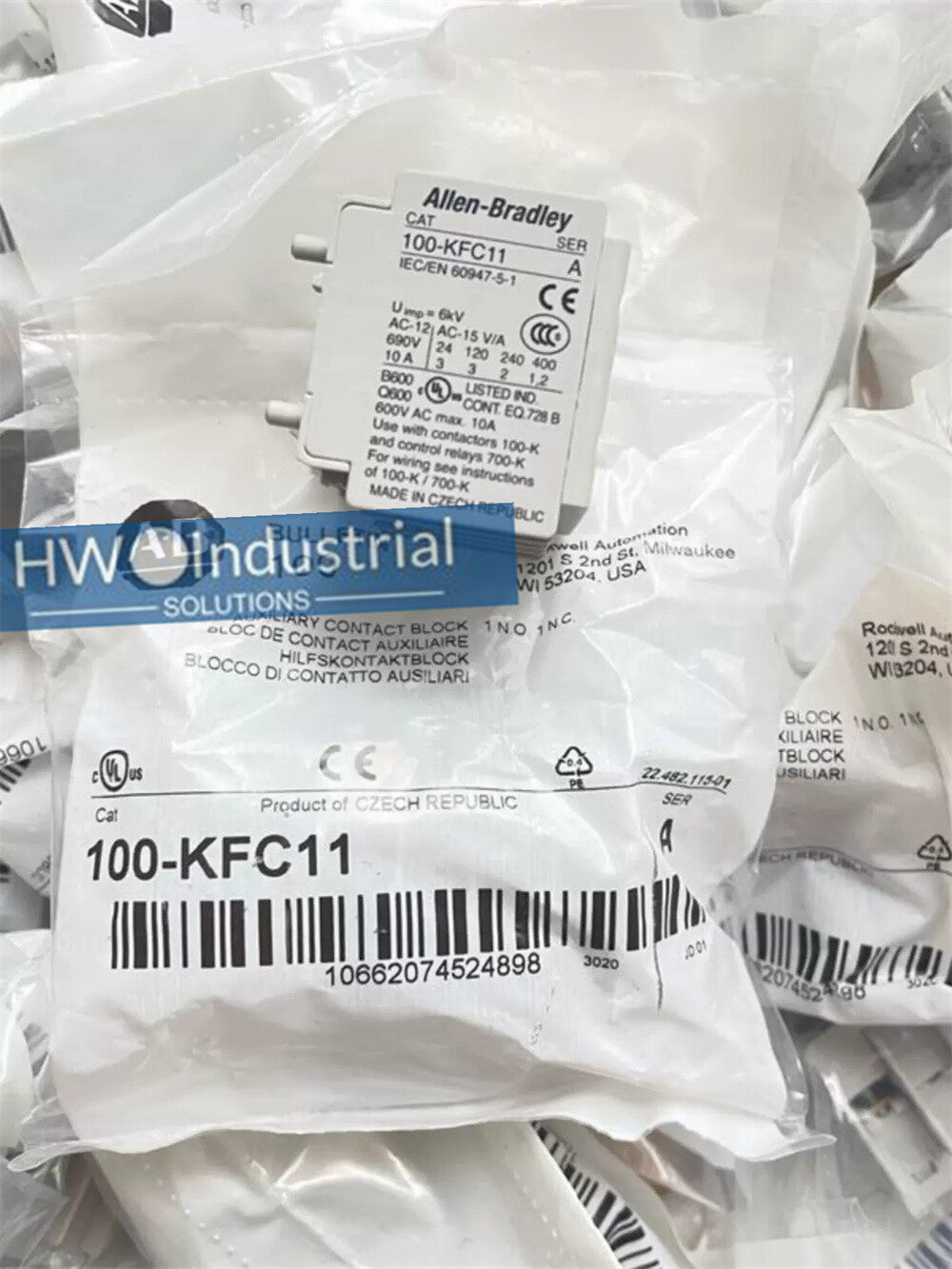 1/piece  100-KFC11 Auxiliary Contact