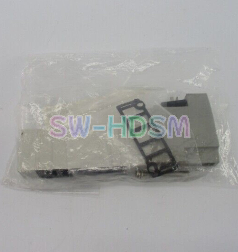 1PCS  for SMC Solenoid Valve SY5140-5YO-Q Freight Free