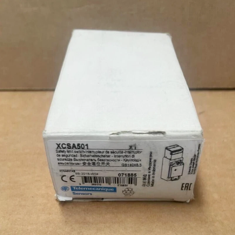 XCSA501 1PCS   XCSA501 Schneider safety switch XCS-A501 Fast Shipping #P