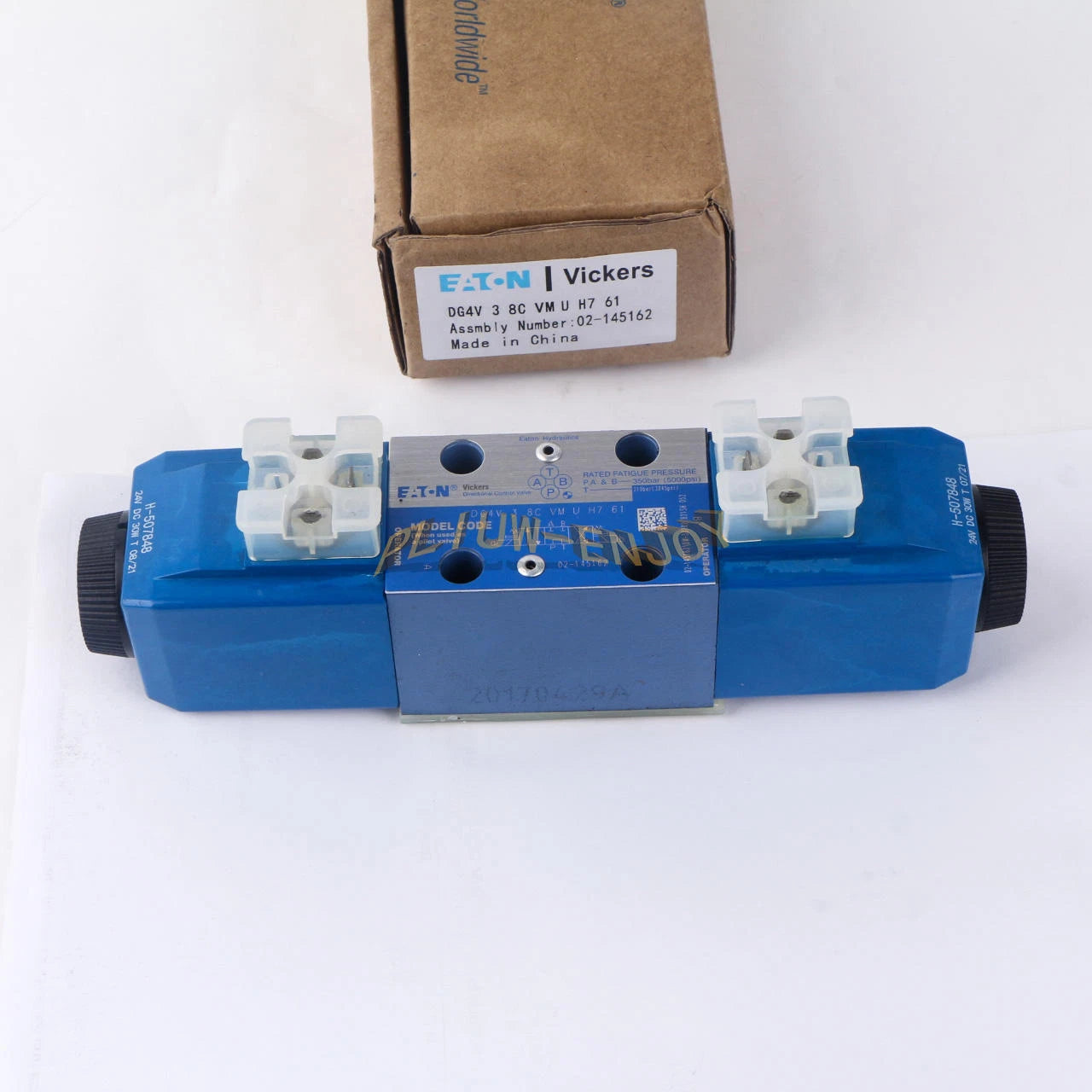1PC  EATON VICKERS DG4V 3 8C VM U H7 61(DG4V-3-8C-VM-U-H7-61)/da #P