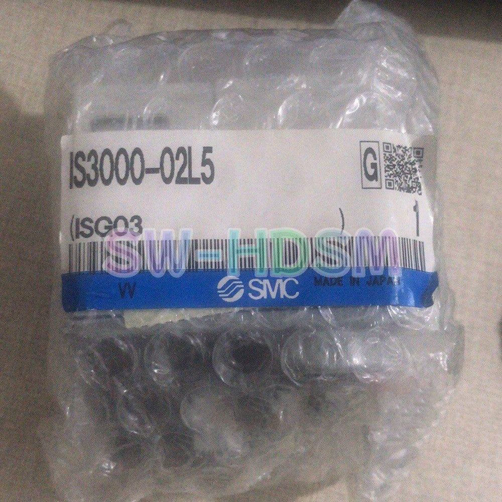 1PCS   SMC Pressure Switch IS3000-02L5 Freight Free
