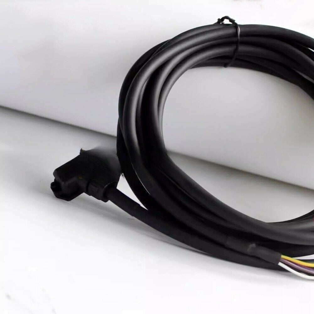 1Pcs  Servo Motor Power Cable JZSP-C7M33F-03/05-E