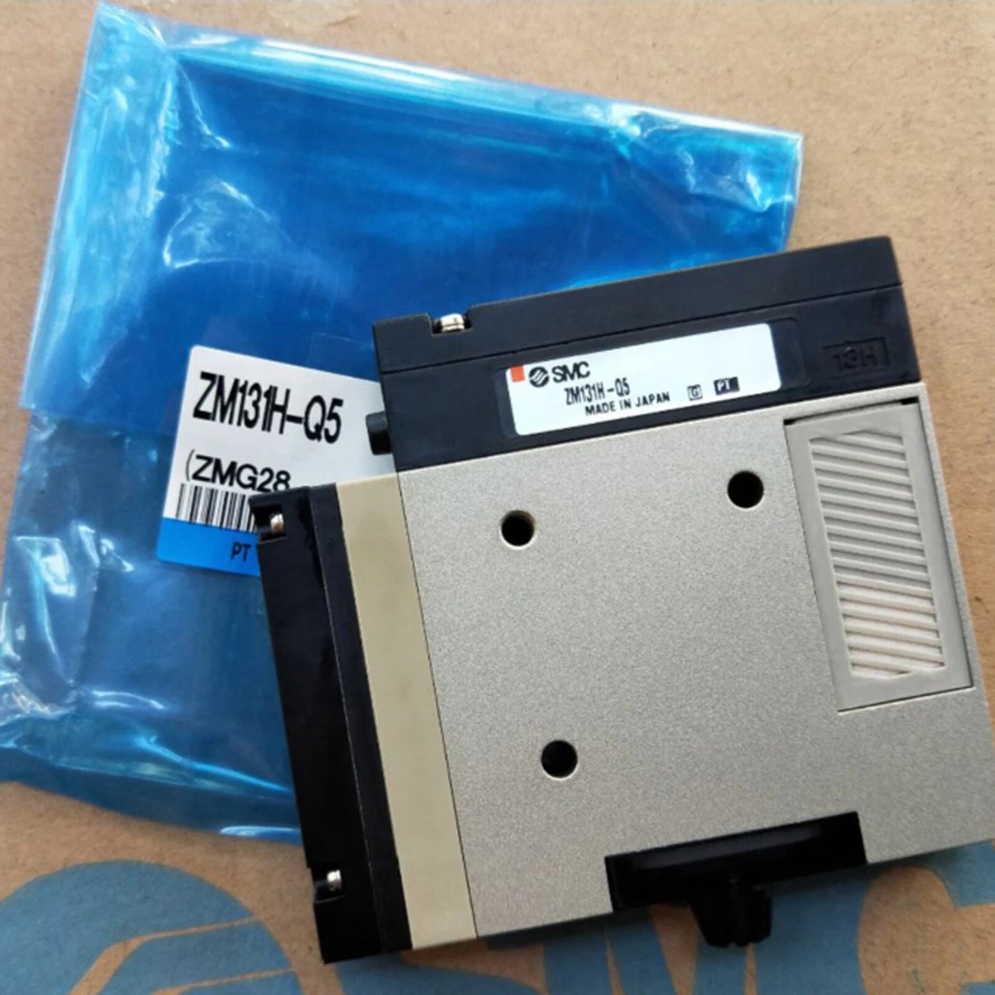 ONE  SMC ZM131H-Q5 vacuum generator FREE SHIPPING  #P