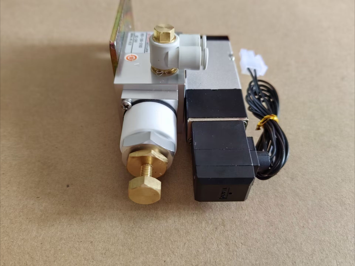 1PC  Vacuum Generator V51-100-3183 DC24V STAR Robotic Solenoid Valve