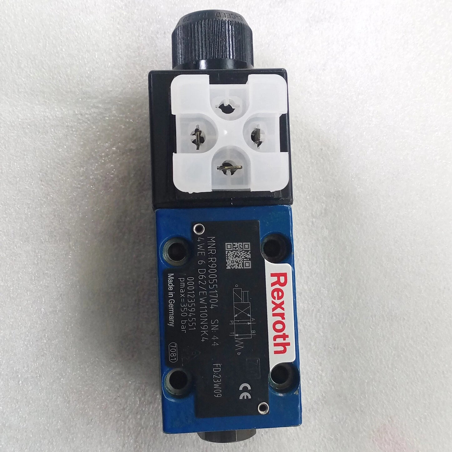 4WE6D62/EW110N9K4  REXROTH VALVE Free shipping #YP1 #P