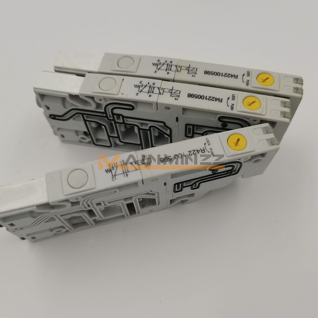 1PCS  Rexroth solenoid valve R422100598 Fast delivery