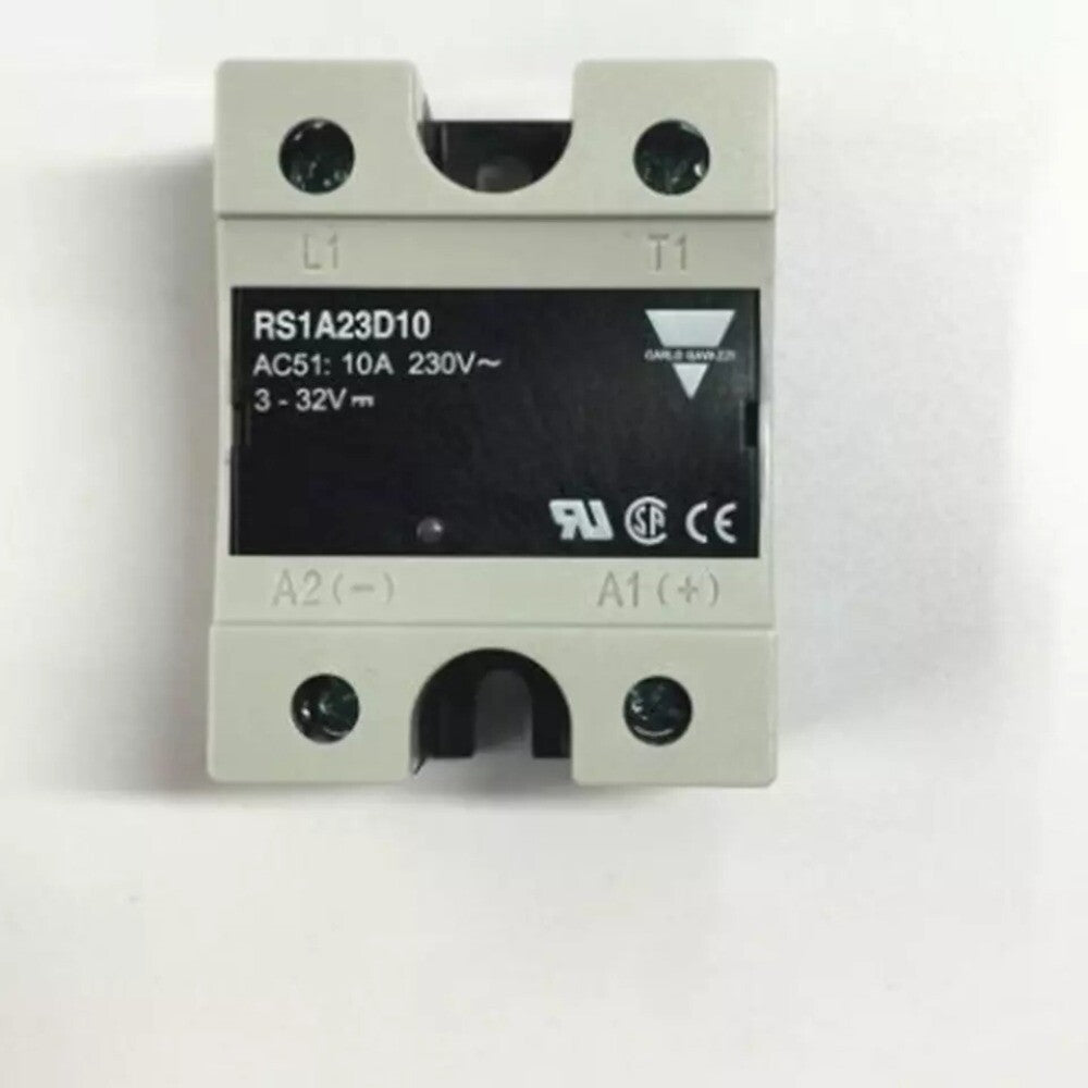 1PC  Carlo gavazzi RS1A23D10 Solid State Relay