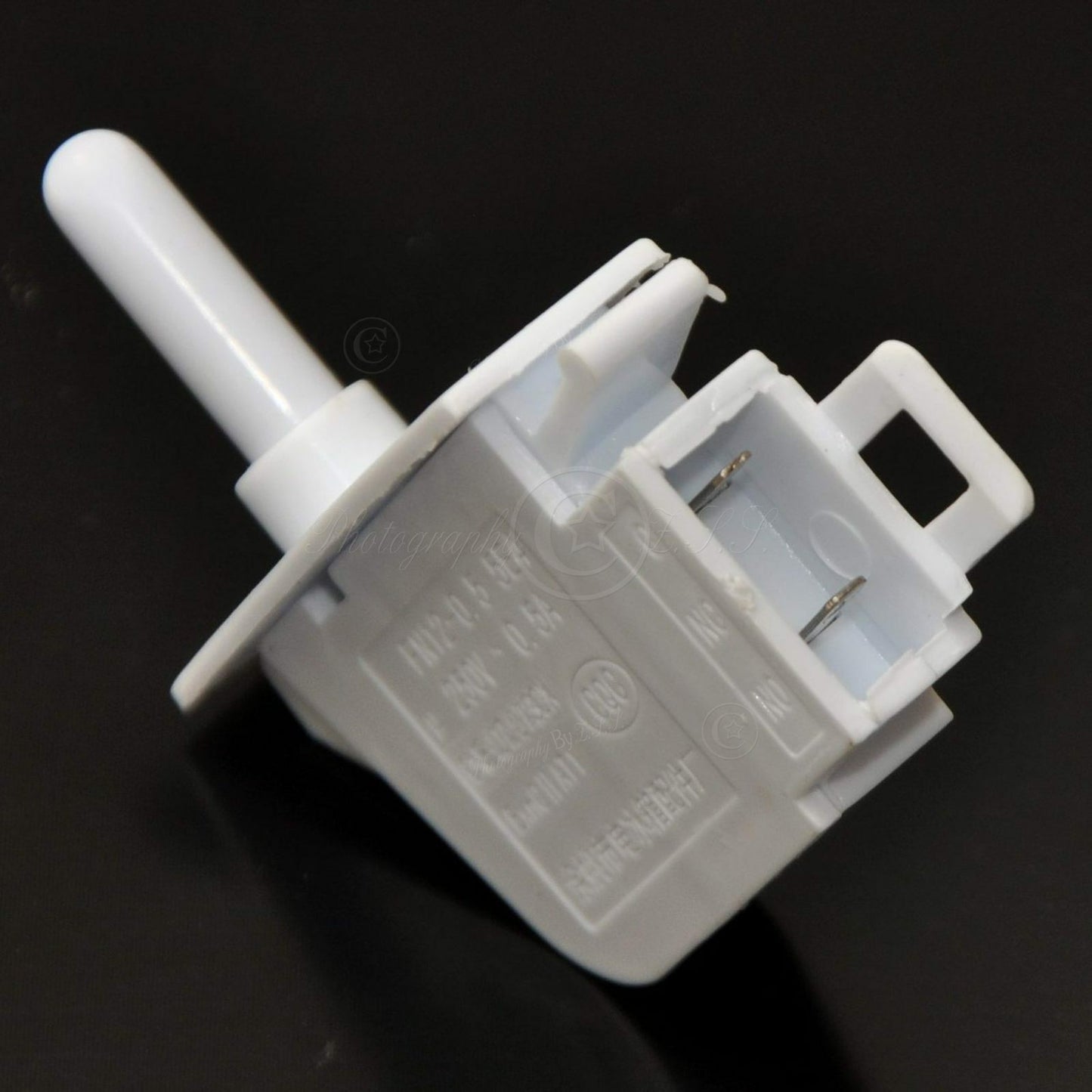 2x Refrigerator Gated Door Light FN12 Switch NC NO For Homa LG Haier Midea TCL