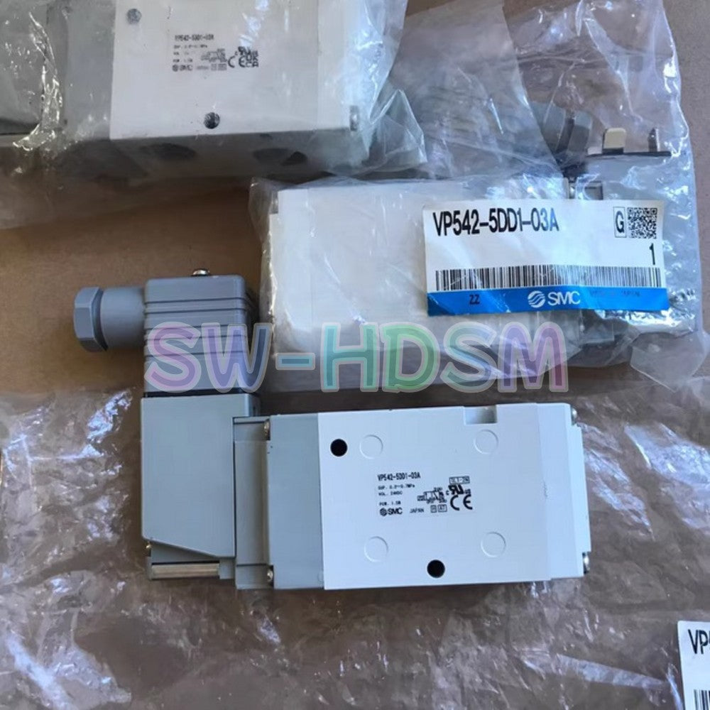 1PCS  for SMC VP542-5DD1-03A Solenoid Valve Freight Free