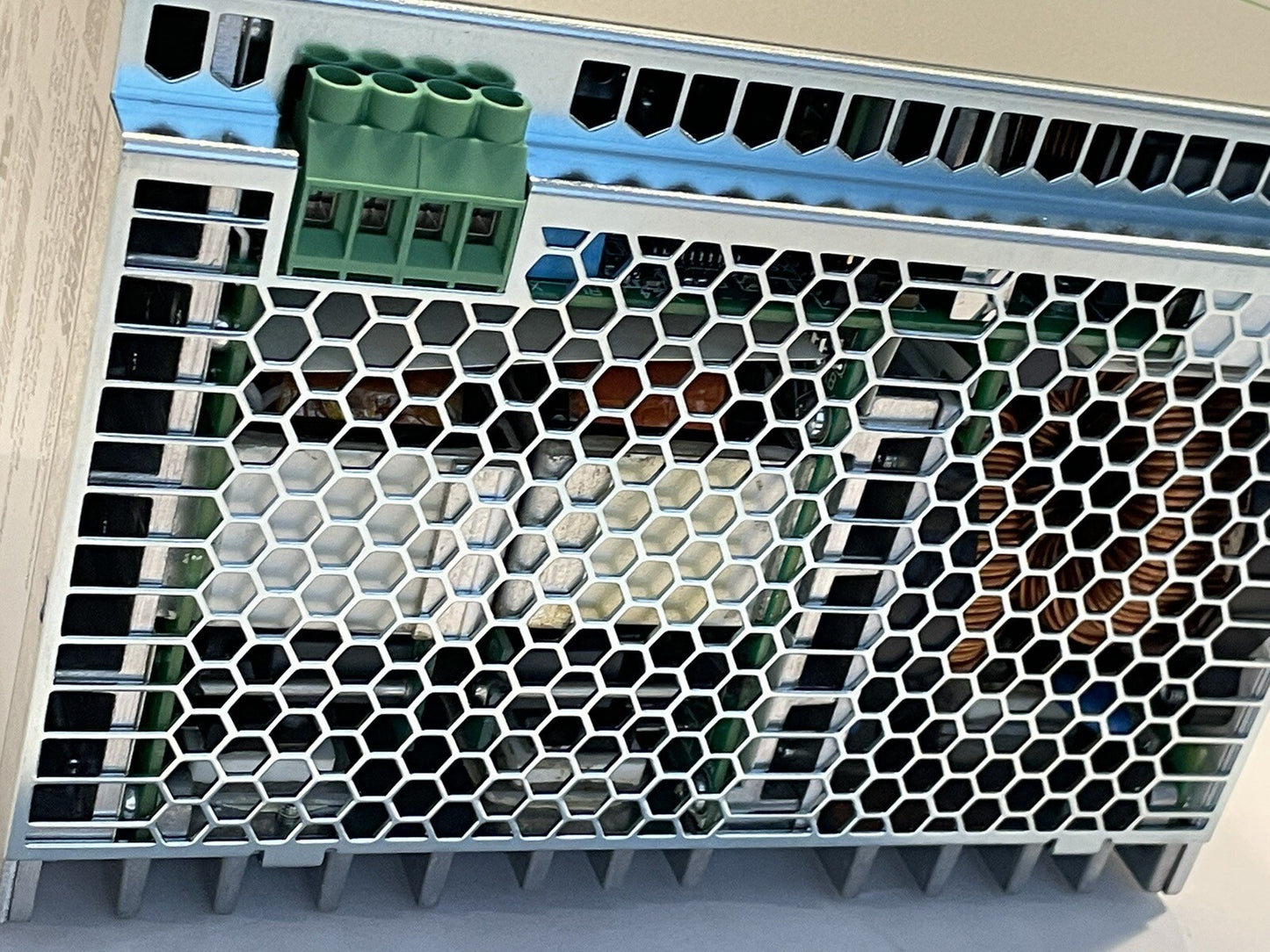 1PC  PHOENIX CONTACT QUINT-PS/1AC/24DC/40 2866789 Power Supply Module