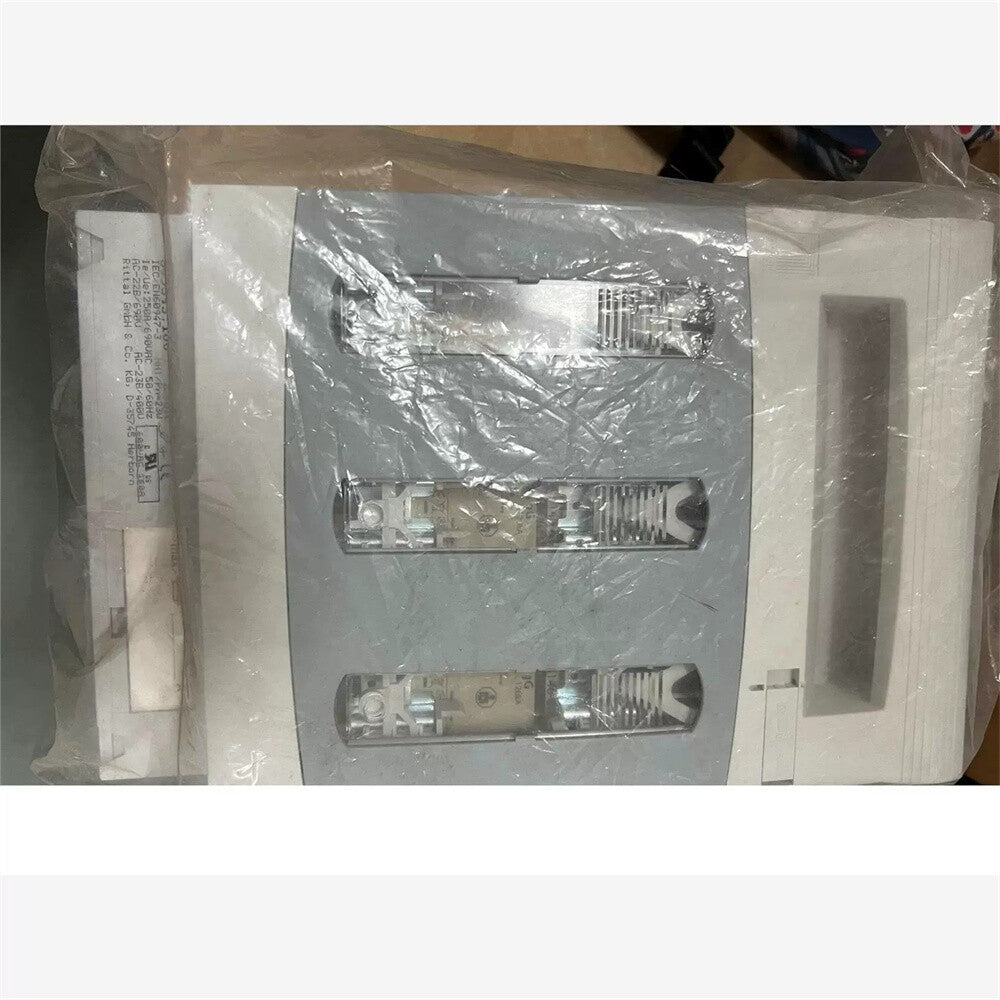 1/Piece  RITTAL Busbar Fuse Switch Holder SV9343.100 250A