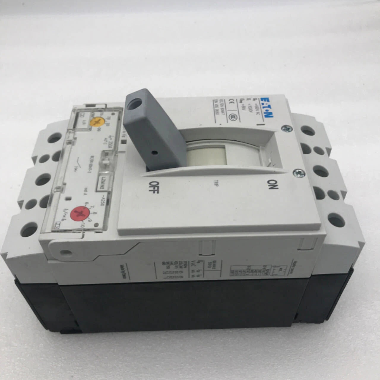 1PC  EATON LZMN2-A250 Circuit Breaker #P