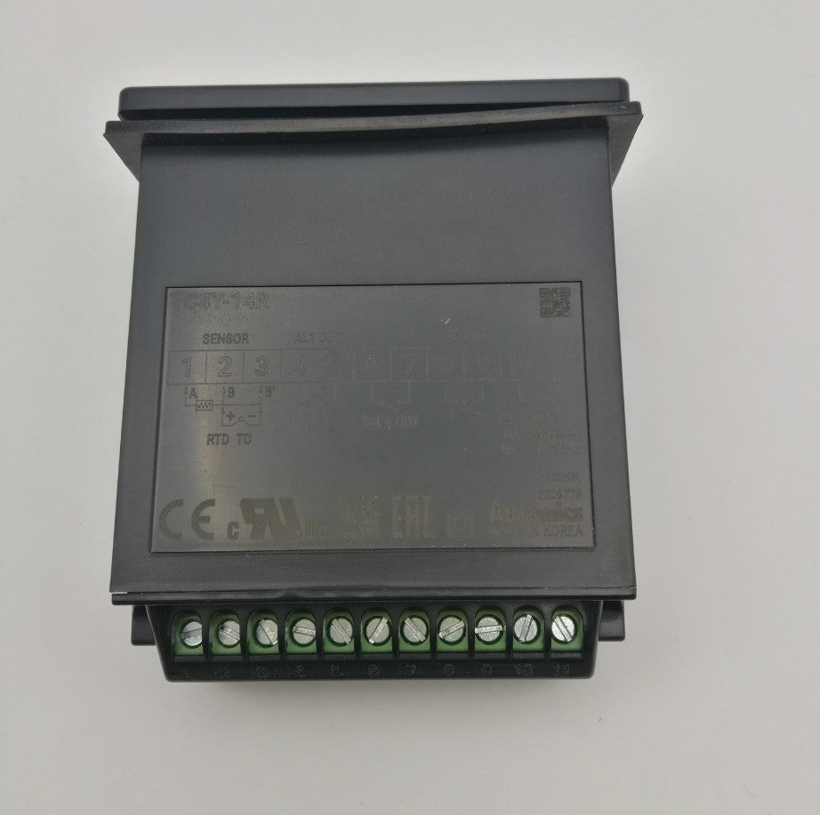 1PC  Autonics Temperature controller TC4Y-14R TC4Y14R