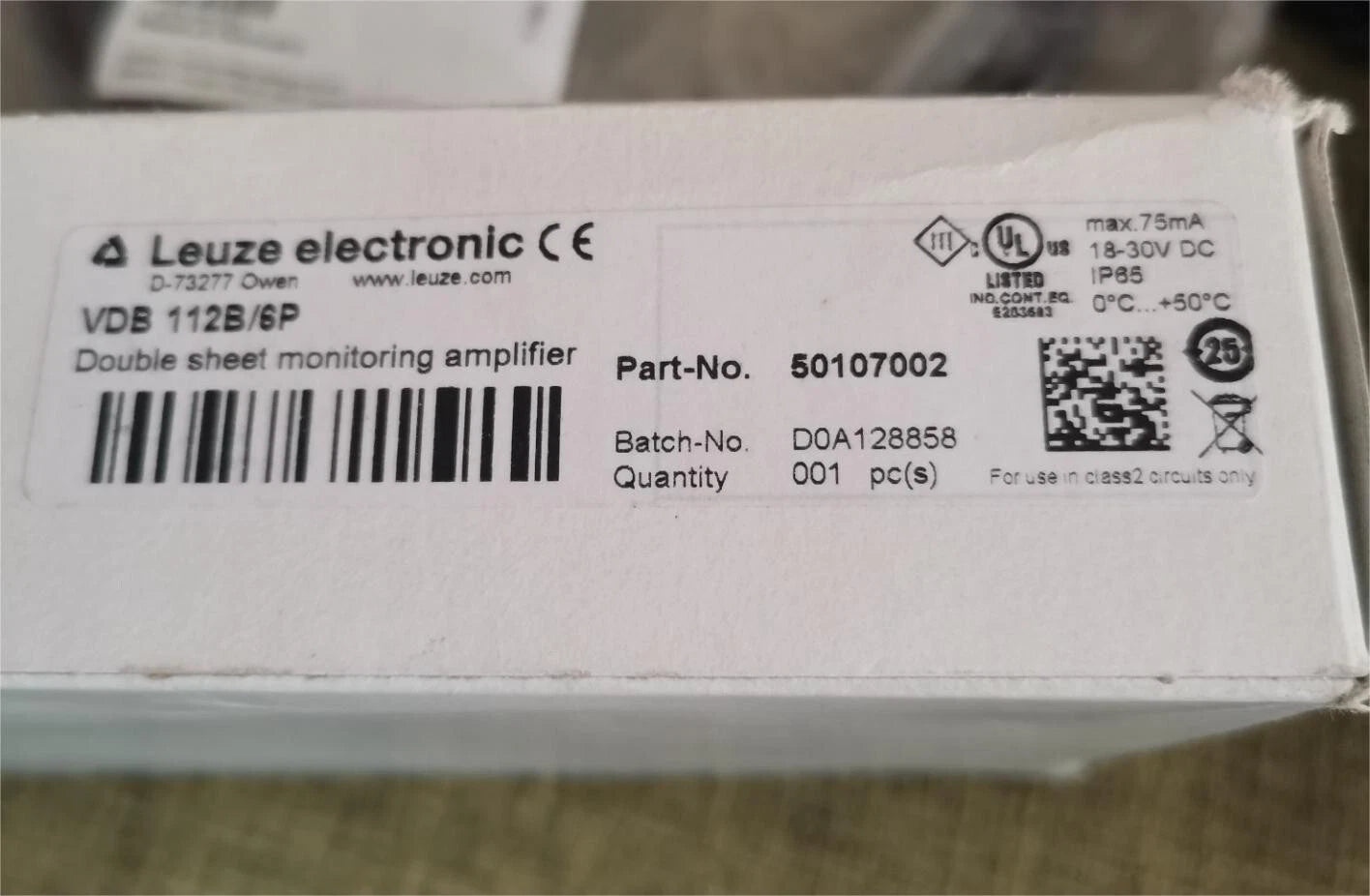 LEUZE  VDB112B/6P   VDB 112B/6P 50107002  DOUBLE SHEET MONITORING AMPLIFIER