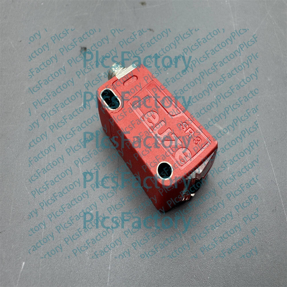 1PC PRK 3B/6.22-S8 LEUZE Photoelectric Switch #P