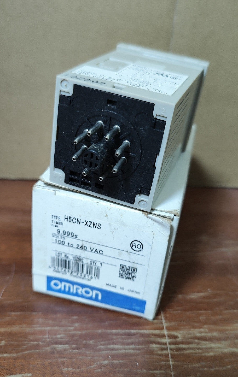 Japan  Omron Timer H5CN-XZNS H5CNXZNS 100-240VAC  free ship