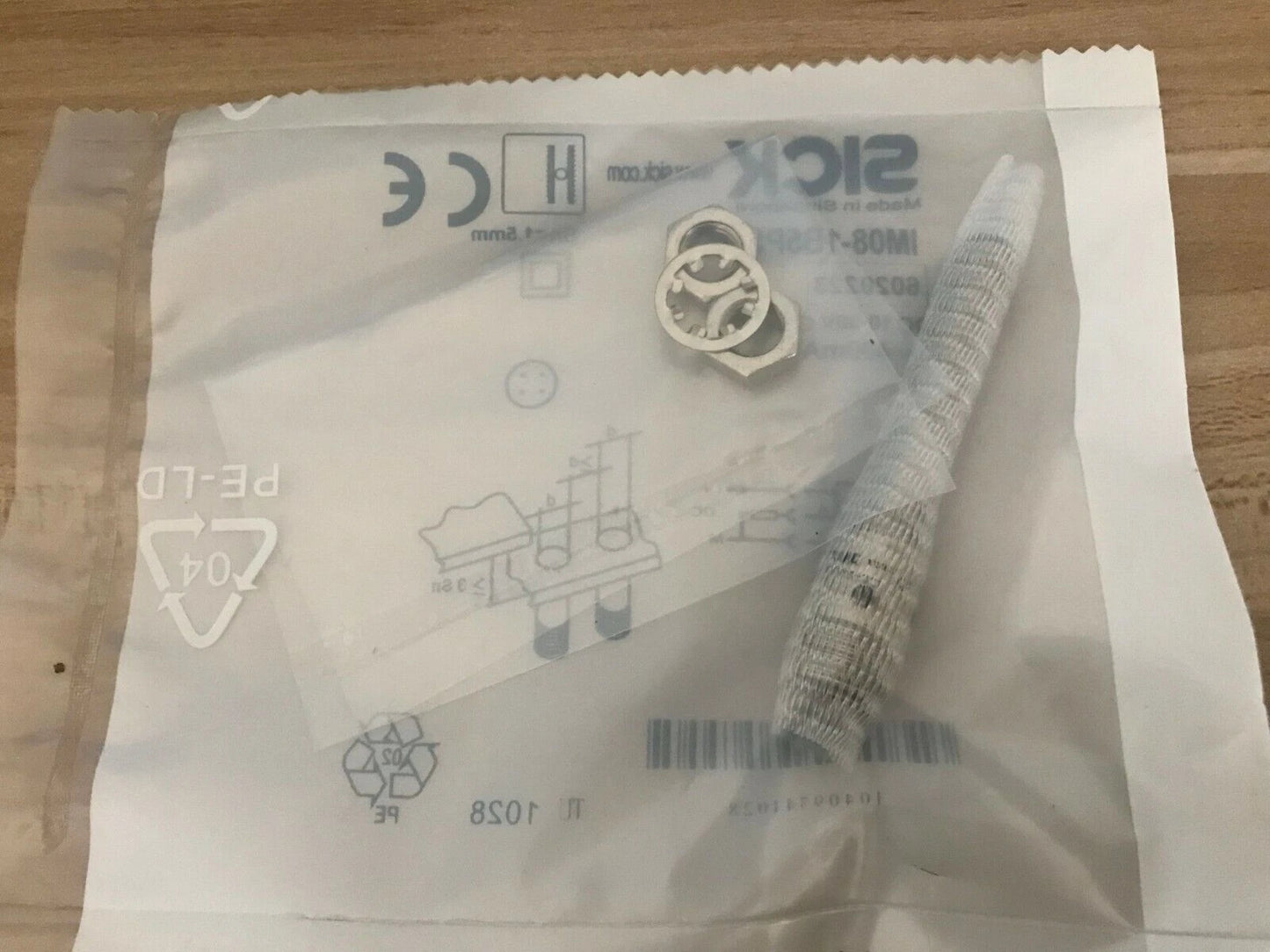 QTY:1 IM08-1B5PS-ZC1 Proximity switch sensor