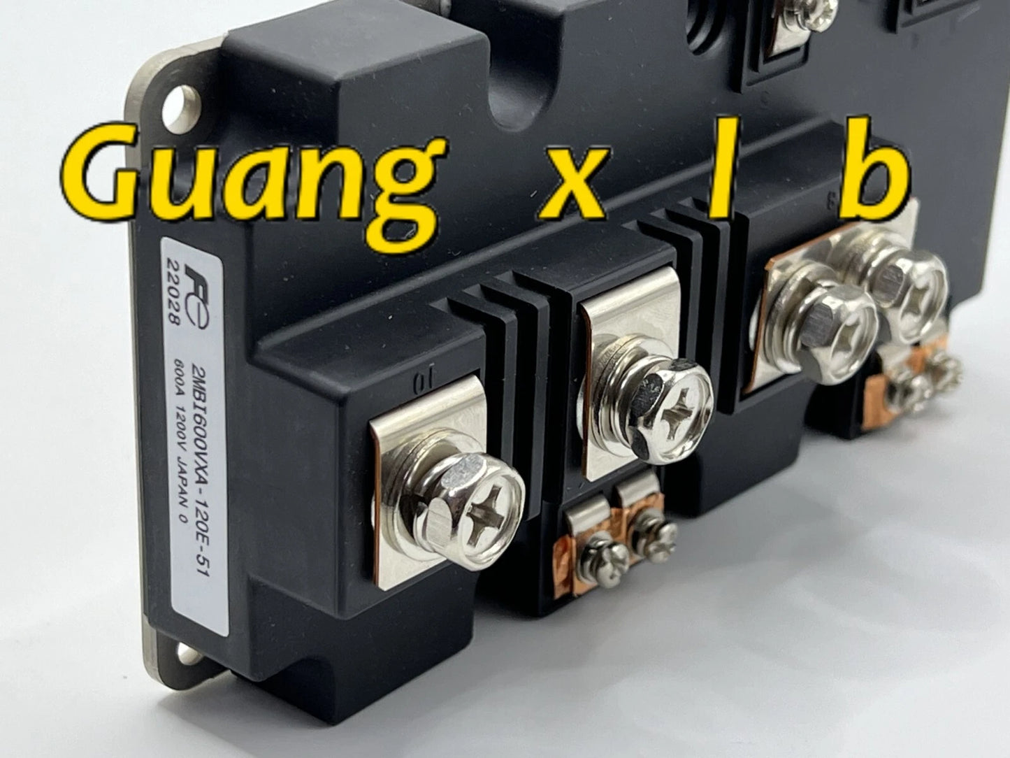 1PCS  Fuji 2MBI600VXA-120E-51 Power Module Supply #G #P