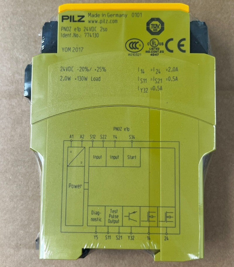 1pcs PILZ   Safety Relays 774130