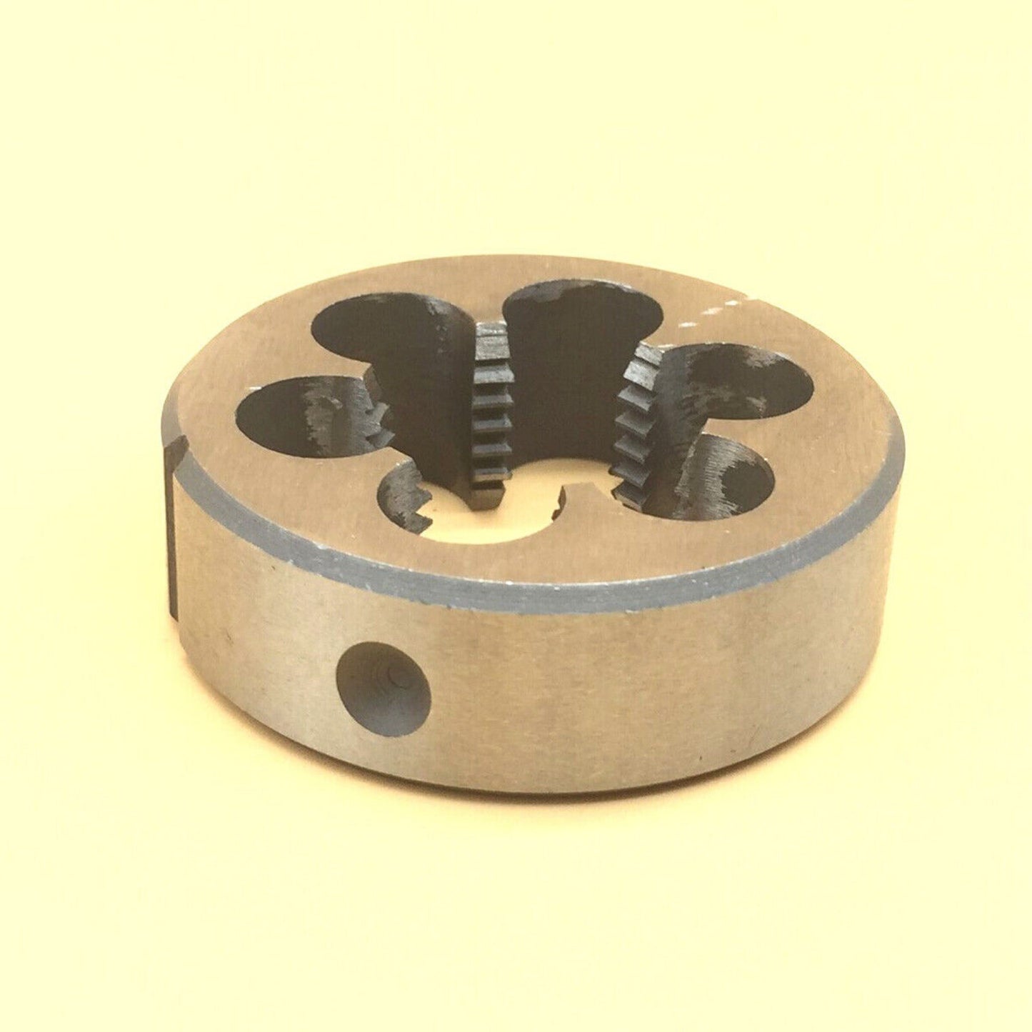25mm x 1.5 Metric Right hand Die M25 x 1.5mm Pitch