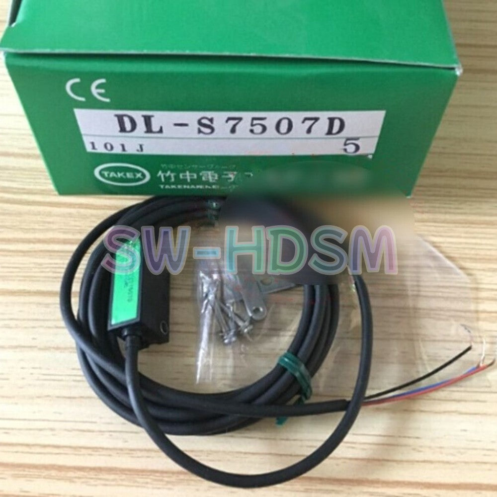 1PCS  for TAKEX Photoelectric Switch DL-S7507D Freight Free