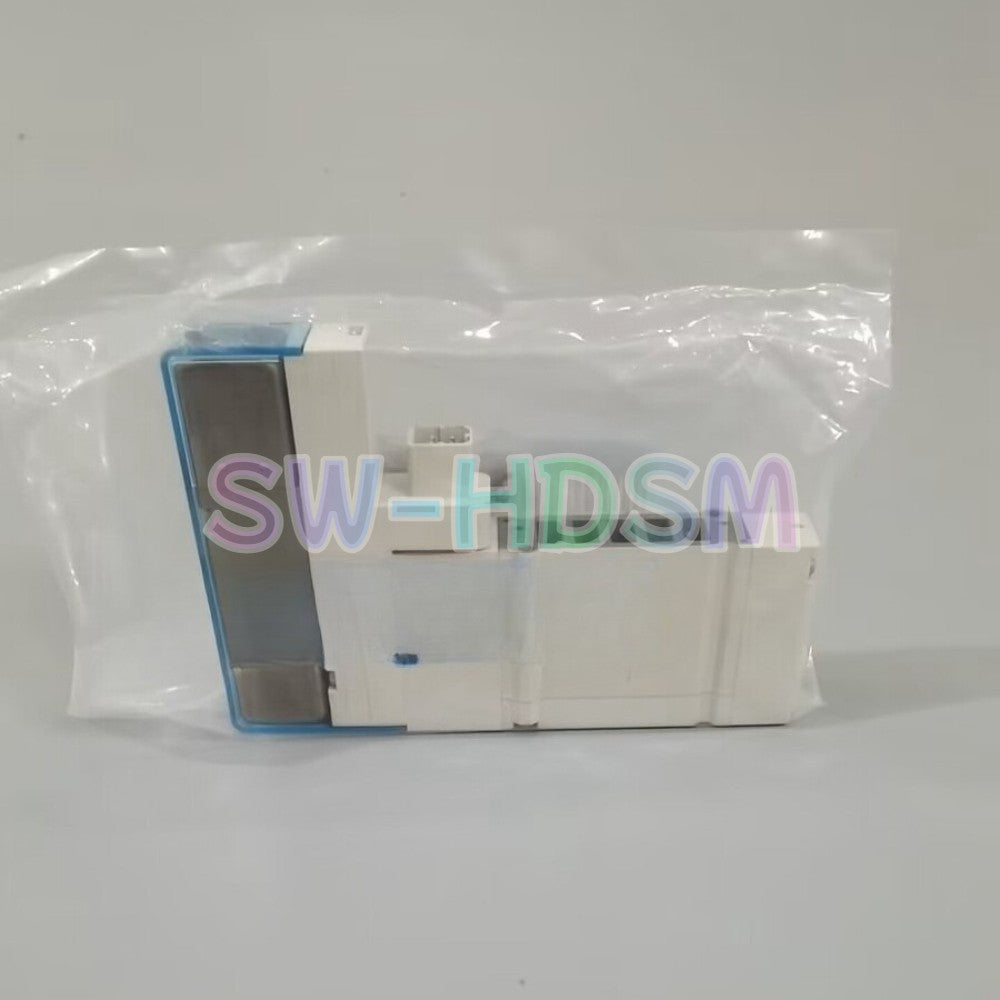 1PCS  FOR SMC Solenoid Valve SY3A00R-5U1 Freight Free